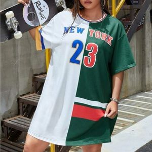 Plus New York T-Shirt Dress